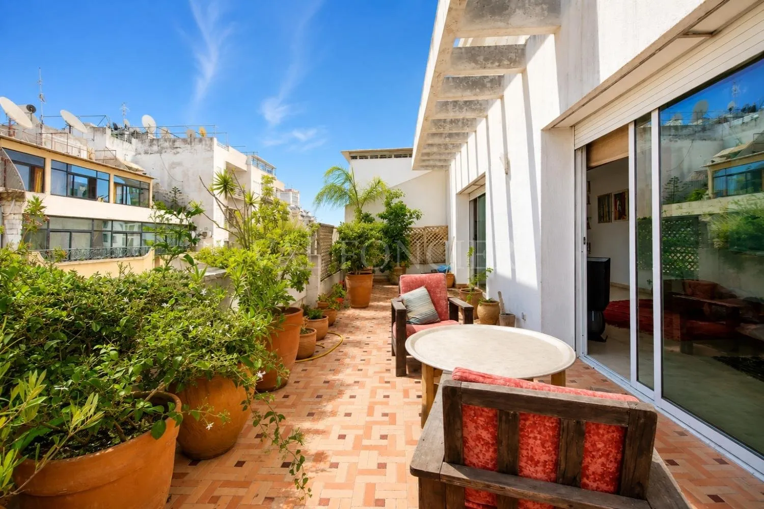 Location magnifique Duplex vide 300m2 avec terrasse à Racine, Casablanca - الدار البيضاء (4)