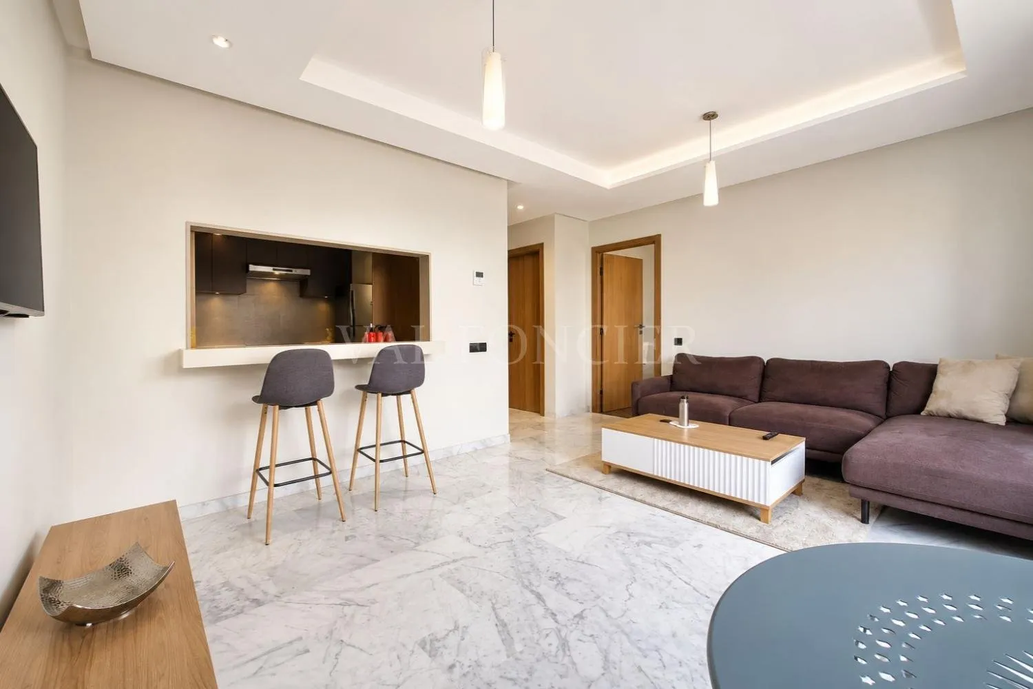 Location Superbe Studio meublé avec terrasse, Bouskoura - الدار البيضاء (3)