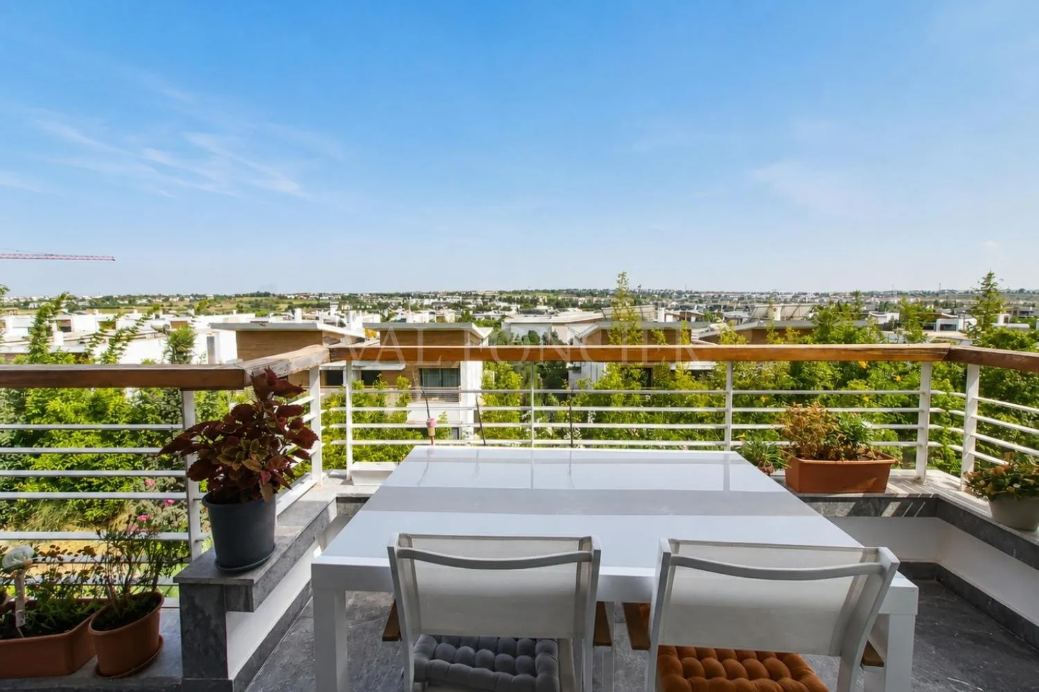 Location Superbe Appartement Meublé 185m2 3Chambres avec terrasse, Bouskoura Ville Verte - الدار البيضاء (2)