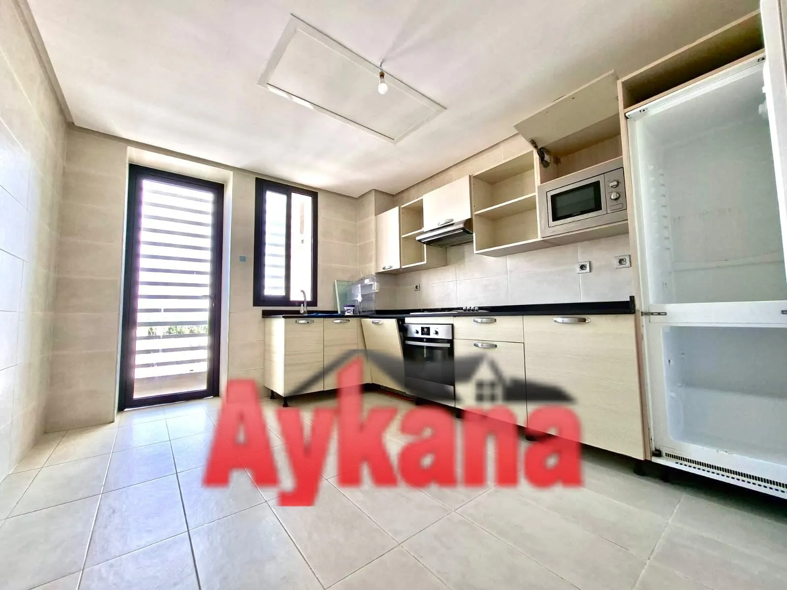 Location appartement à Hay Riad prestigia - الرباط (4)