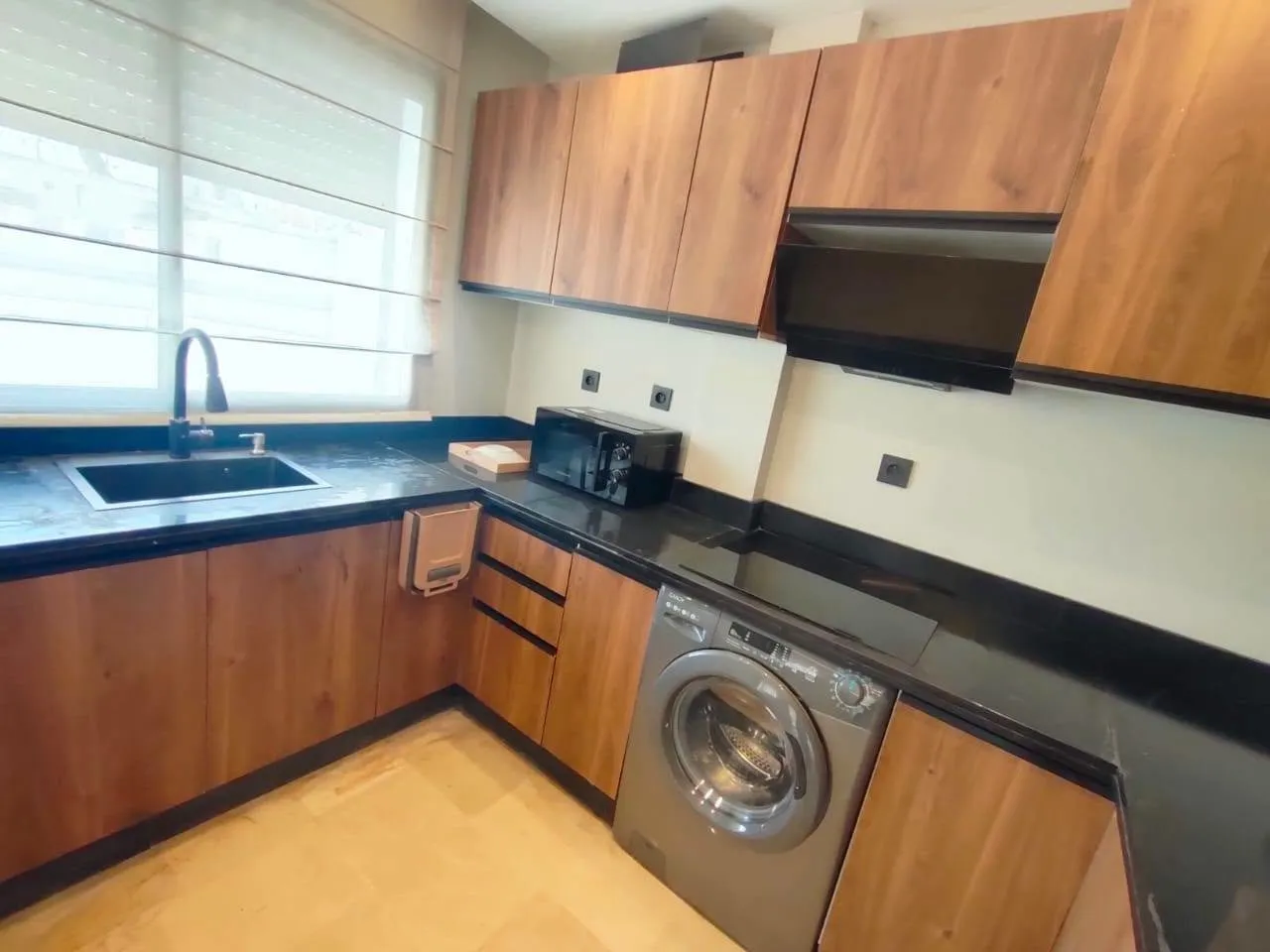 Studio terrasse meublé 60m² Anfa Lyautey 5500 dh - الدار البيضاء (4)