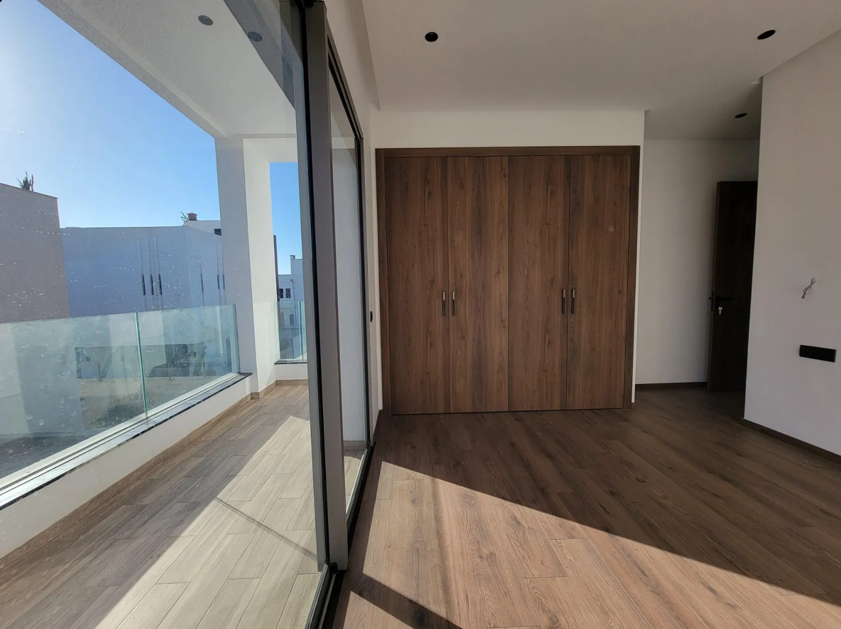 Villa d’Exception à Louer à Dar Bouazza – À Deux Pas de la Plage - دار بوعزة (2)