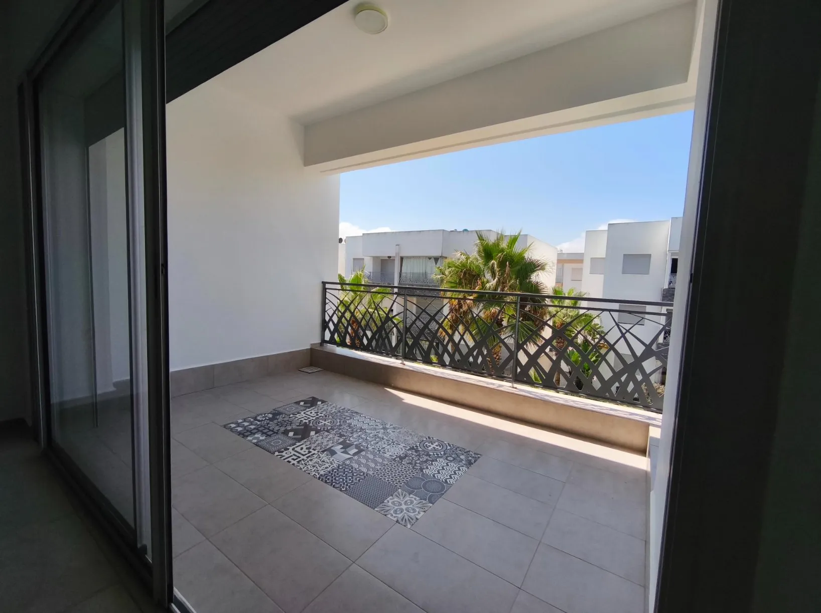 À Louer – Superbe Appartement de 110 m² à Deux Pas de l’Océan - دار بوعزة (3)