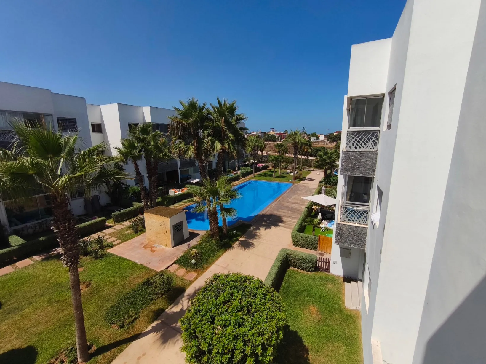 À Louer – Superbe Appartement de 110 m² à Deux Pas de l’Océan - دار بوعزة