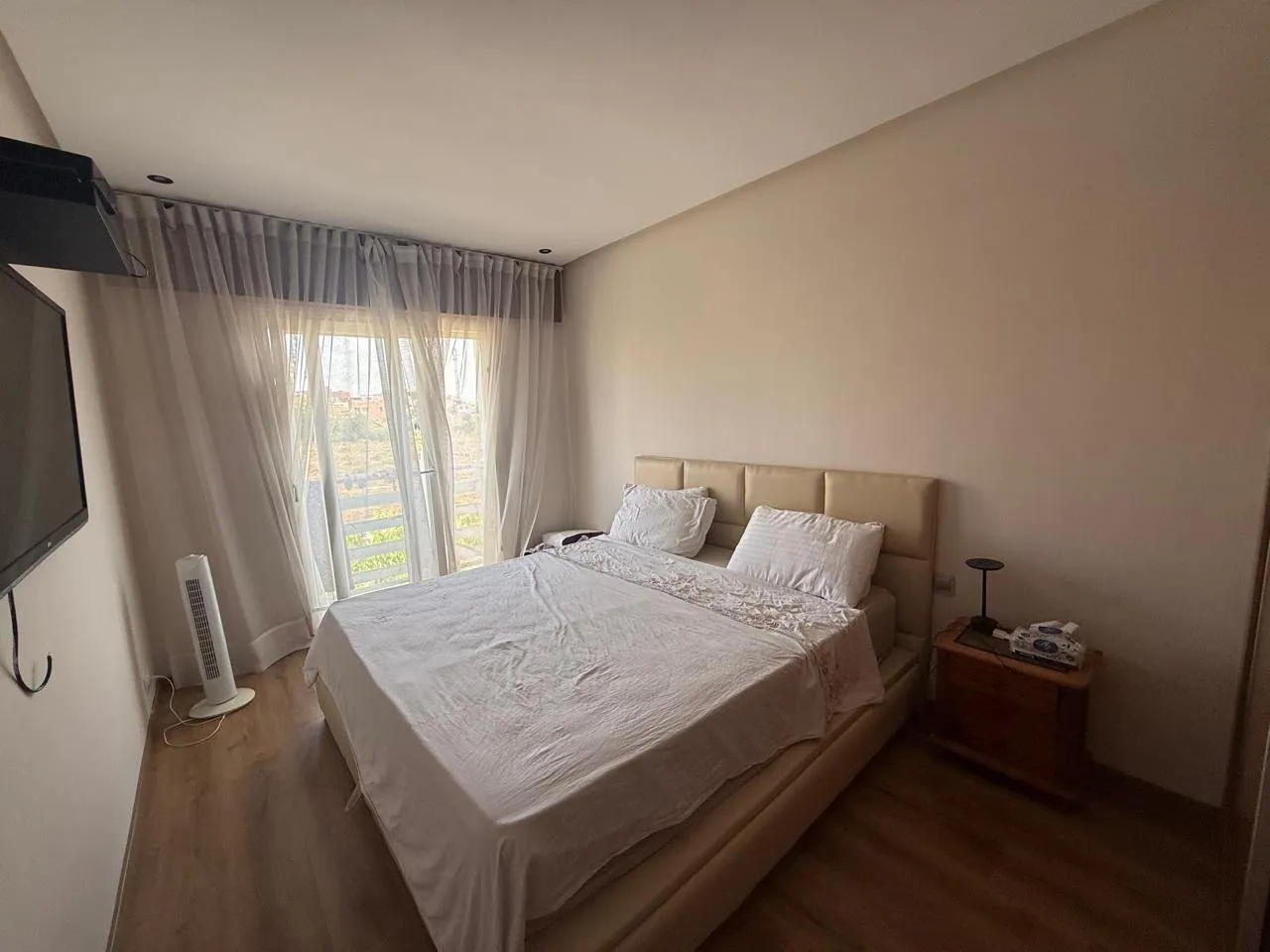 Dar Bouazza – Locat appartement rénové, meublé 2CH - دار بوعزة (4)