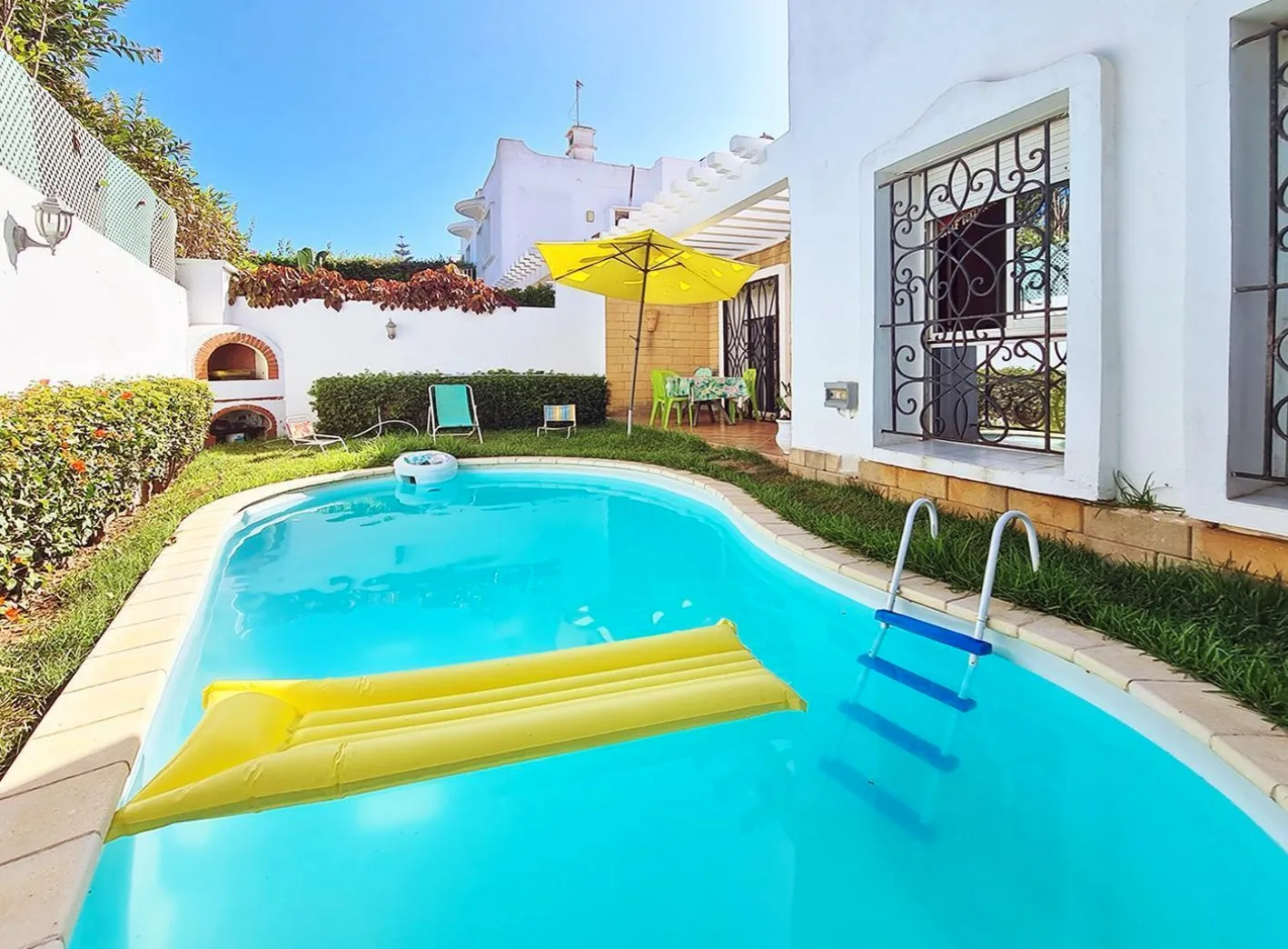 Belle villa avec piscine en résidence sécurisée. - دار بوعزة (2)