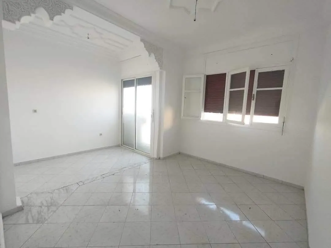 Appartement 80m² Mazola Hay Hassani 3700 dh - الدار البيضاء