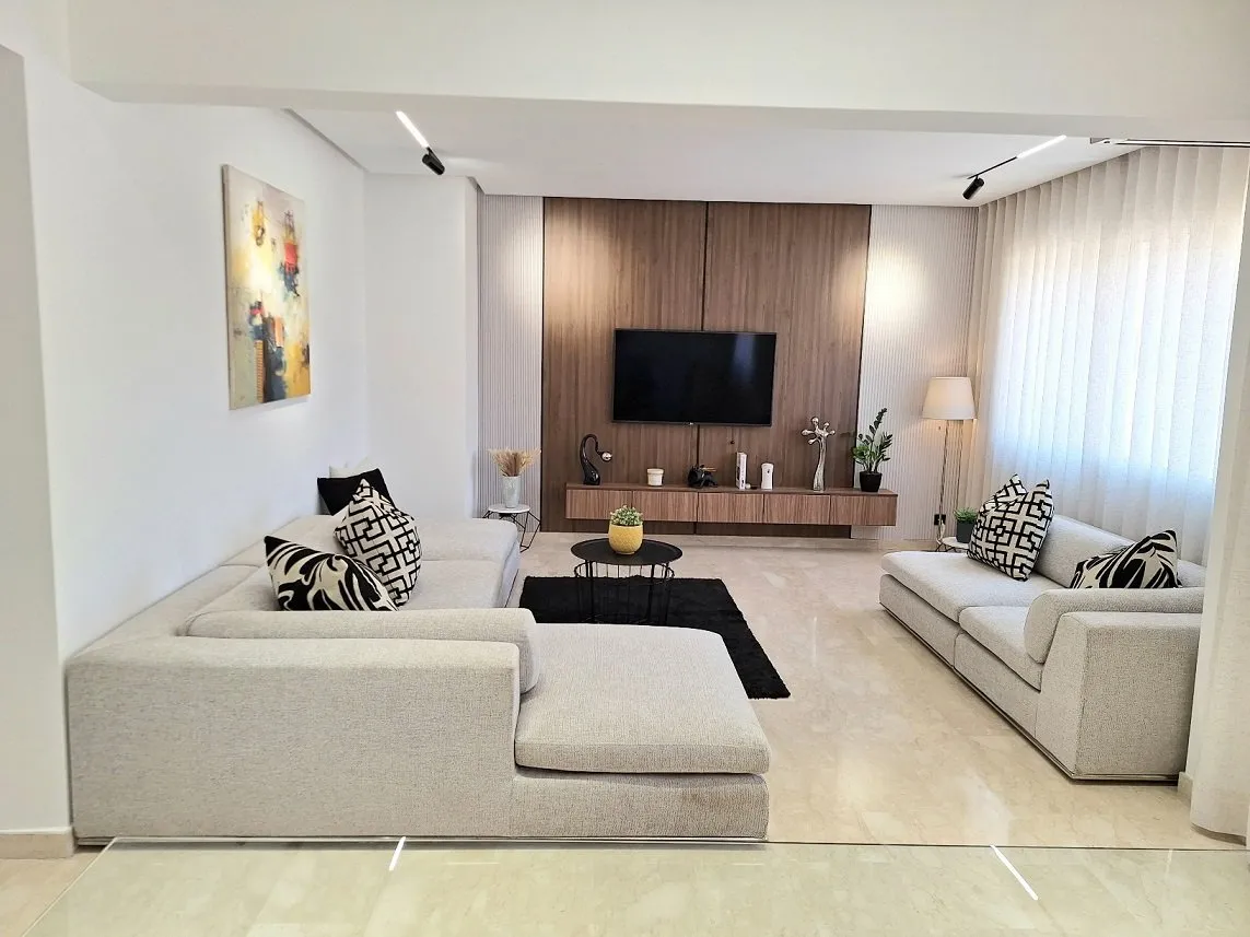C.I.L – Magnifique Appartement Meublé de 110 m² à Louer 2CH - دار بوعزة