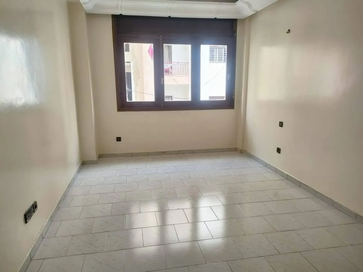 Appartement 140m² Maarif 7500 dh - الدار البيضاء (2)