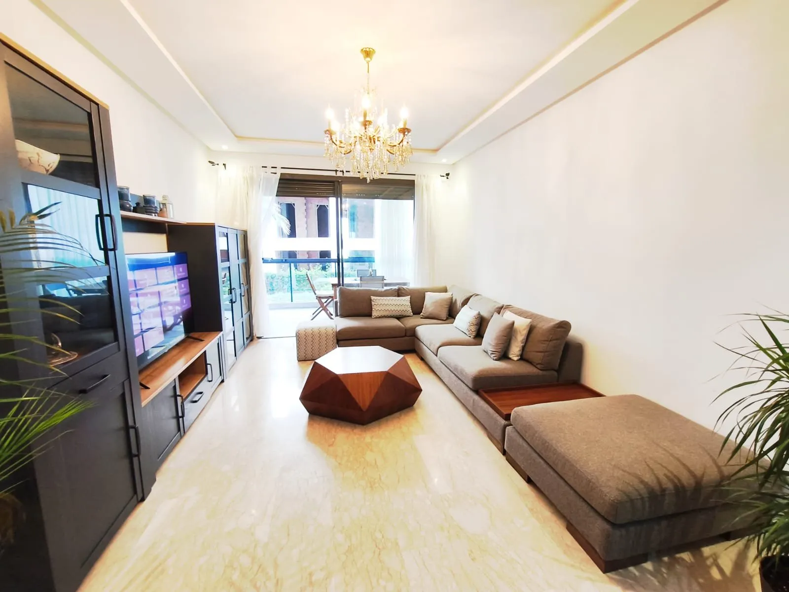À Louer – Superbe appartement meublé 2 chambres - دار بوعزة (4)