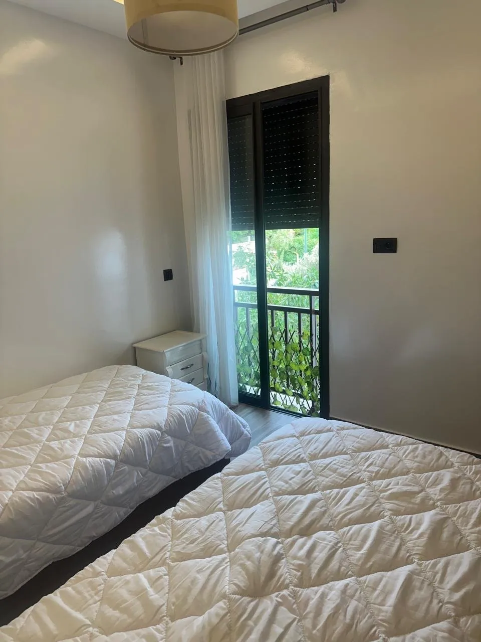Dar Bouazza – Bel appartement meublé à louer 2 CH - دار بوعزة (2)
