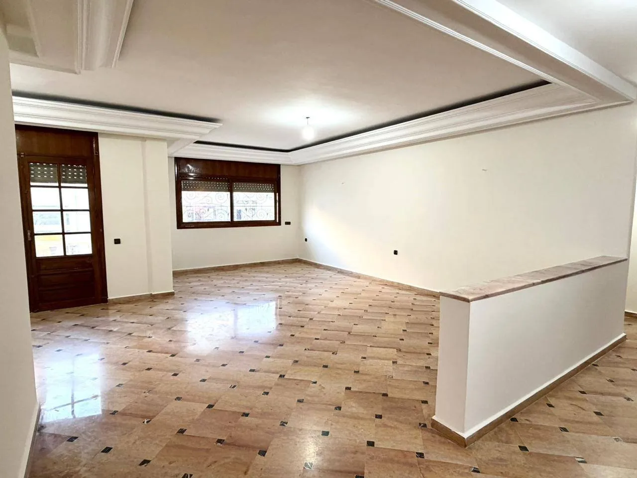 Appartement vide 140m²  Californie 7500 Dh - الدار البيضاء