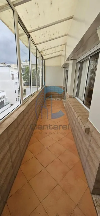 SPACIEUX STUDIO MEUBLÉ EN LOCATION TRIANGLE D'OR - الدار البيضاء