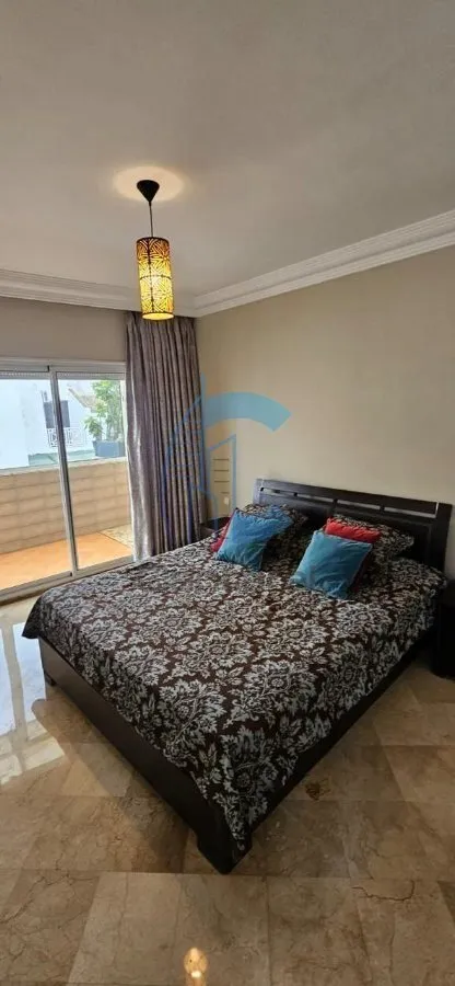 SPACIEUX STUDIO MEUBLÉ EN LOCATION TRIANGLE D'OR - الدار البيضاء (2)