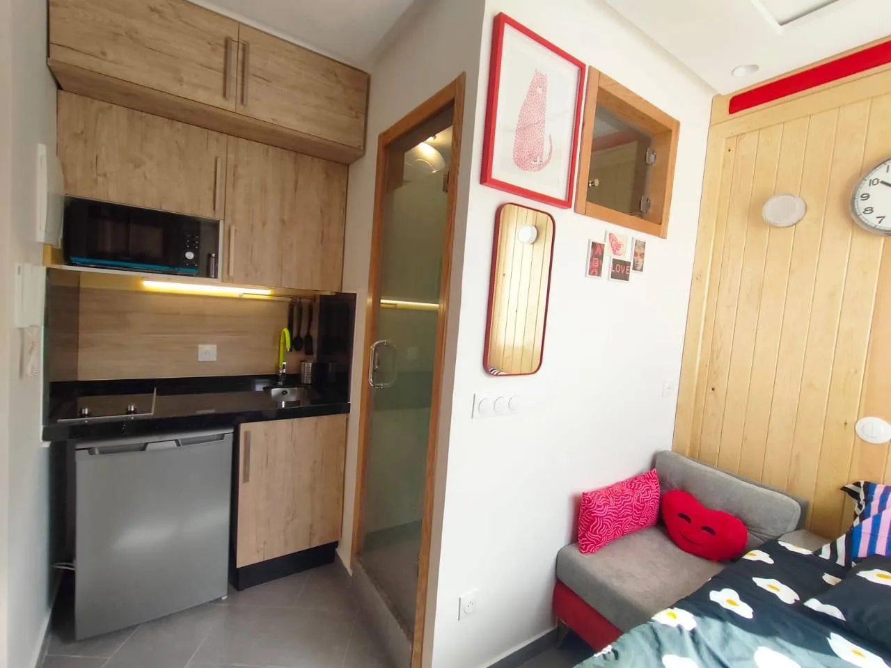 Studio Fille meublé Bourgogne 3500 dh - الدار البيضاء (2)