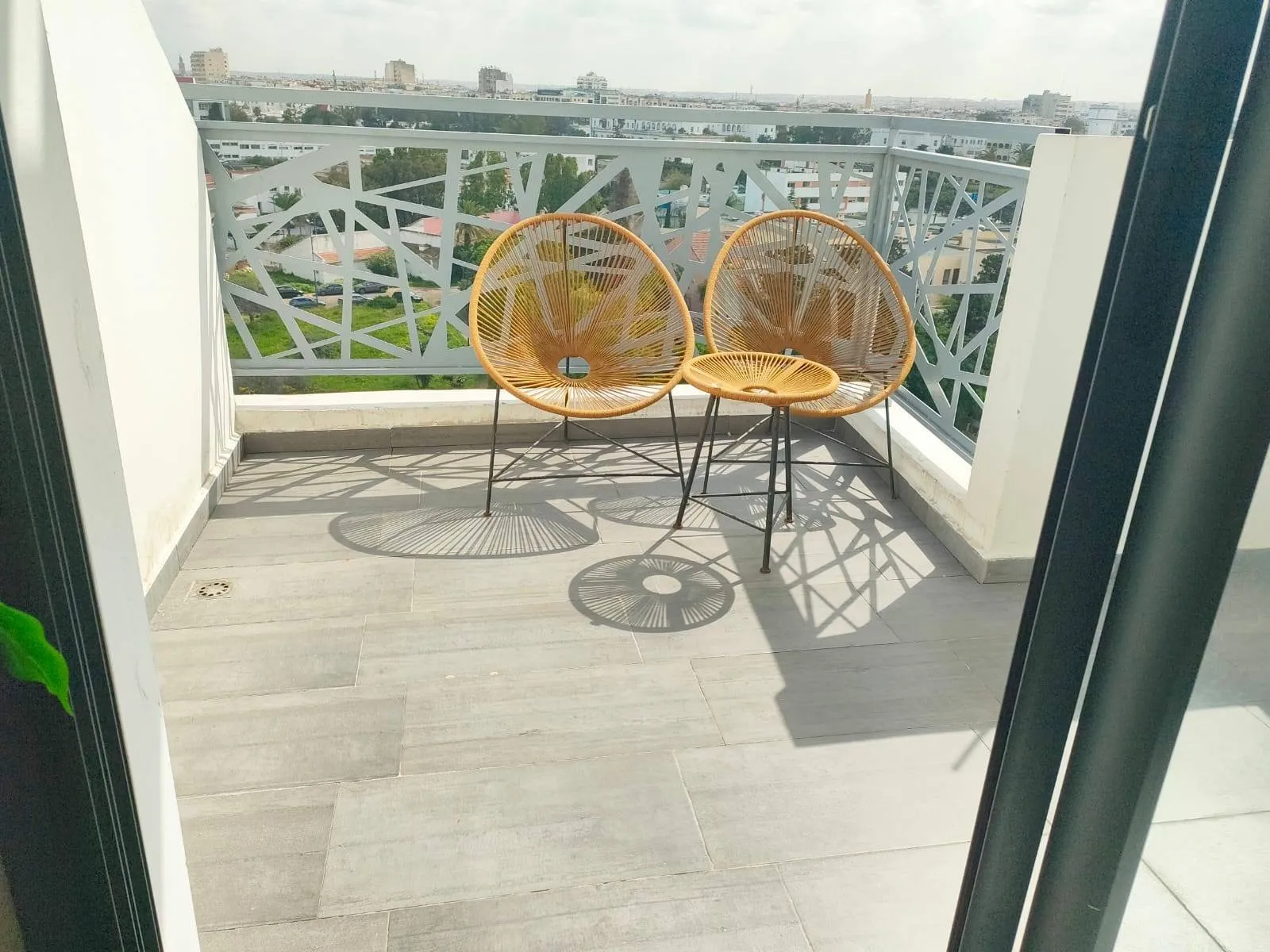 Studio meublé 54m² Hôpitaux TRAM 7000 Dh - الدار البيضاء