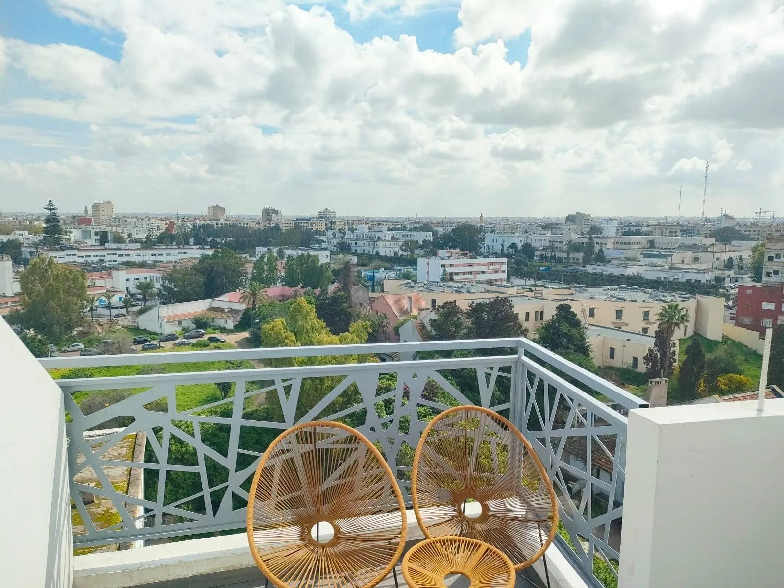 Studio meublé 54m² Hôpitaux TRAM 7000 Dh - الدار البيضاء (2)