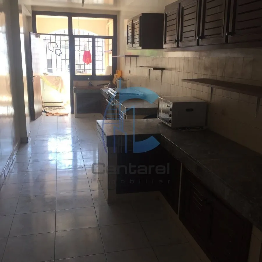 Location appt triangle d'or Casablanca - الدار البيضاء (2)