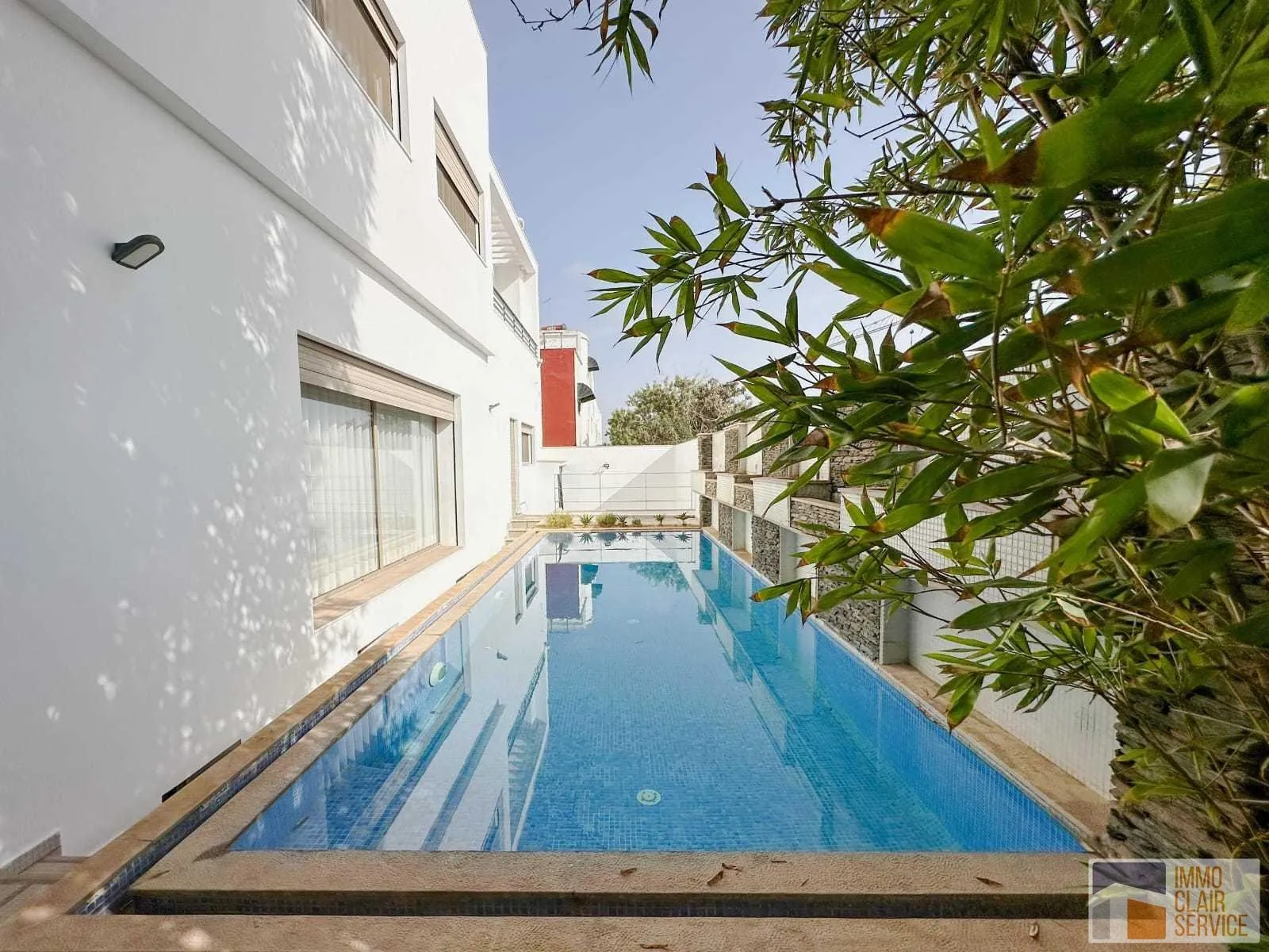 Villa bien située en location  à Harhoura - تمارة (2)