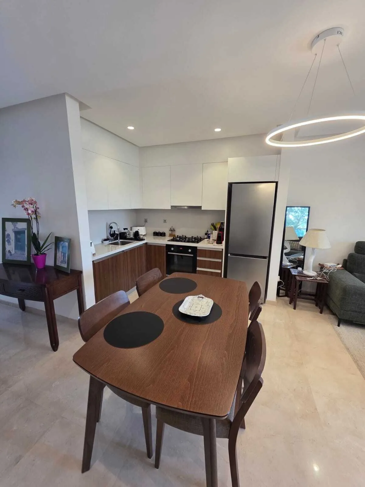 Appartement (3ème étage) de haut standing en location meublé - الرباط (4)