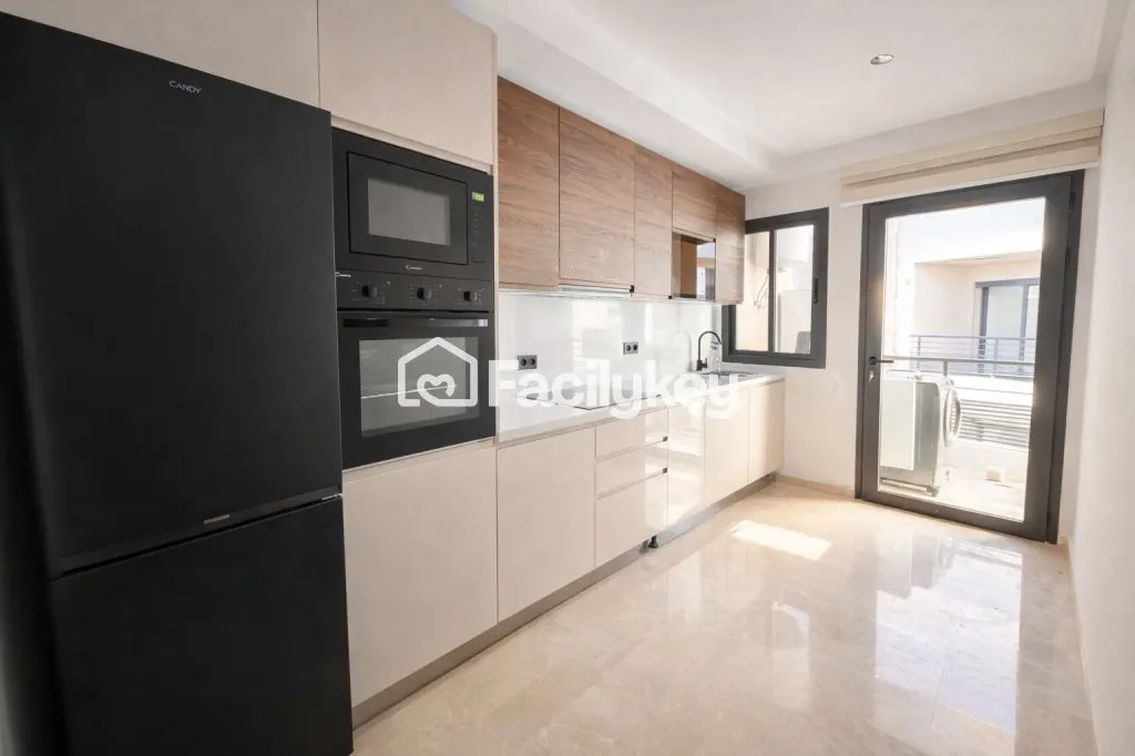 Appartement de 89 m² à Casablanca - الدار البيضاء (2)