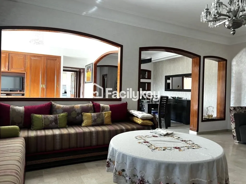 Appartement de 165 m² à Casablanca - الدار البيضاء (2)