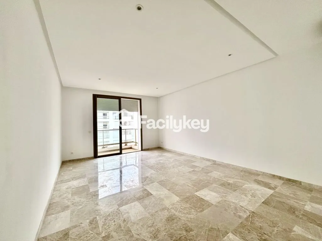 Appartement de 97 m² à Casablanca - الدار البيضاء (3)
