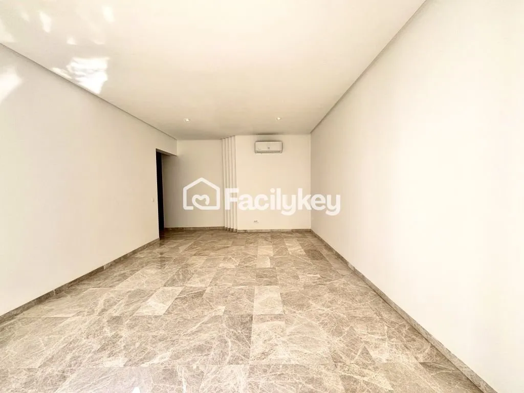 Appartement de 95 m² à Casablanca - الدار البيضاء (3)