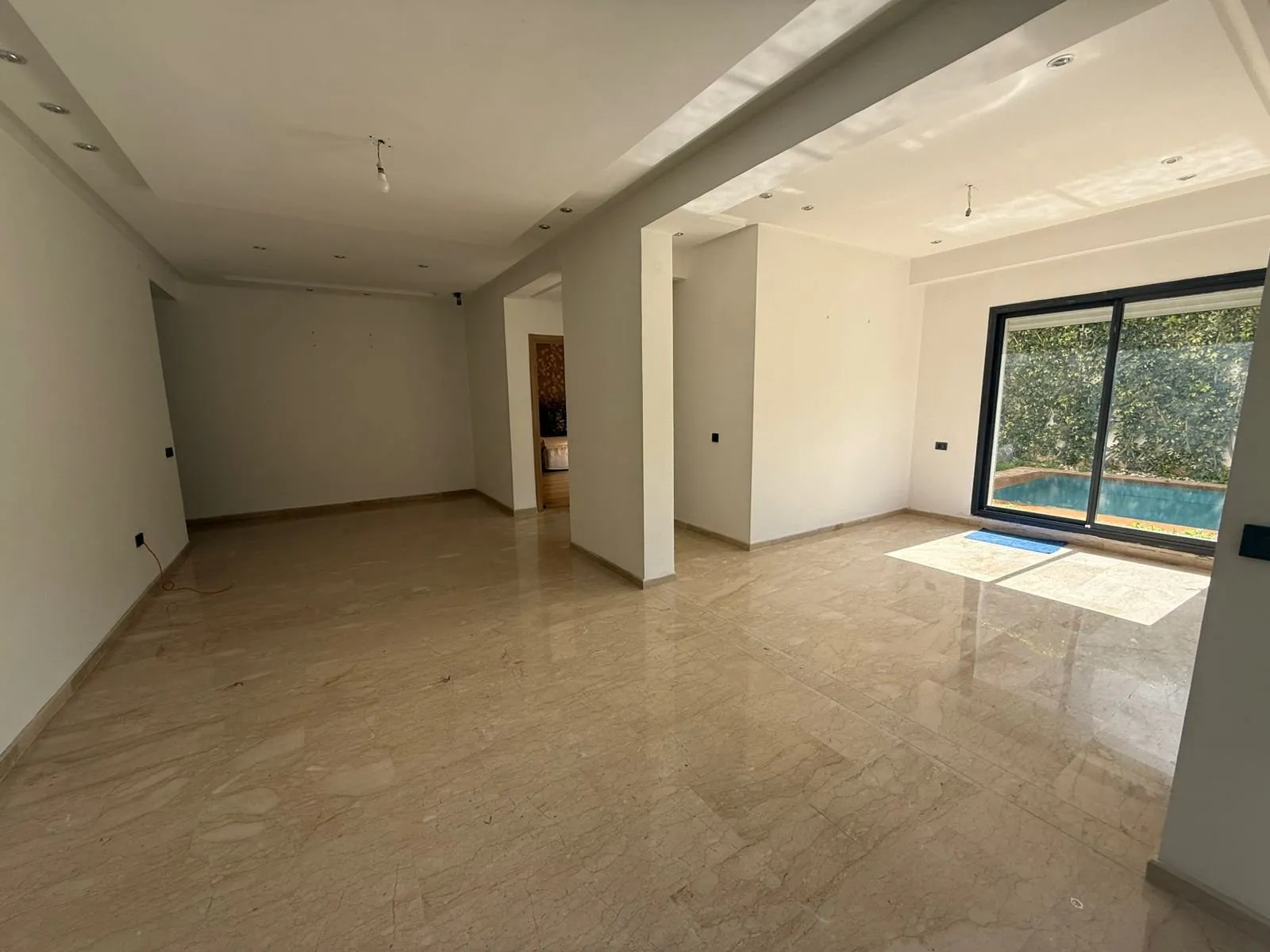 Dar Bouazza – Location rez-de-jardin avec PISCINE PRIVATIVE 2 CH - دار بوعزة (4)