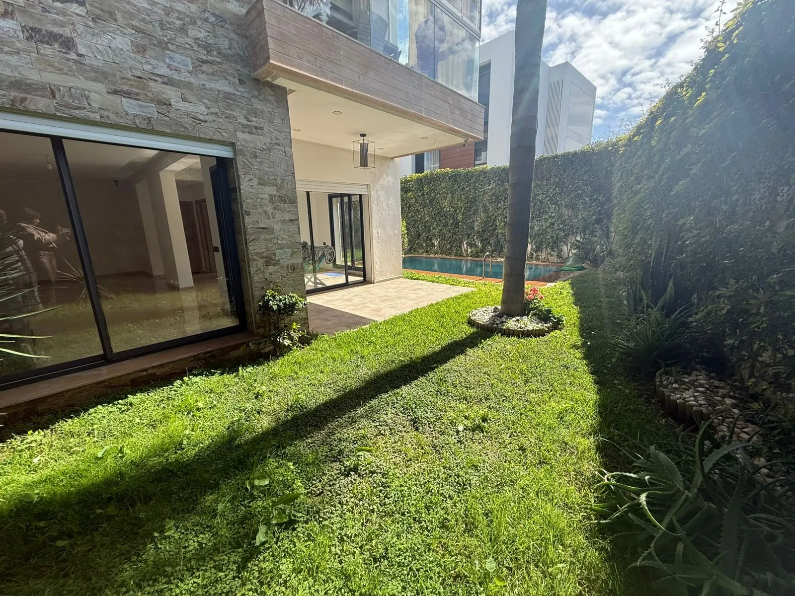 À Louer – Superbe appartement 1 chambre piscine privé - دار بوعزة (4)