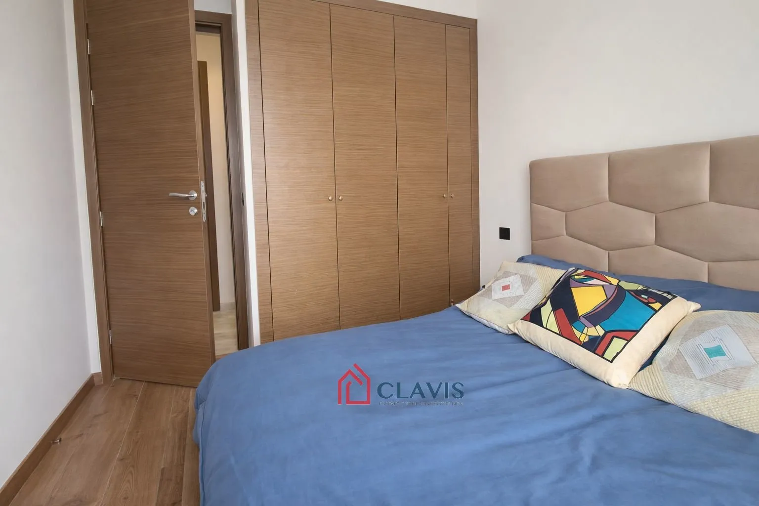 Appartement neuf meublé à louer à Cfc - الدار البيضاء (4)