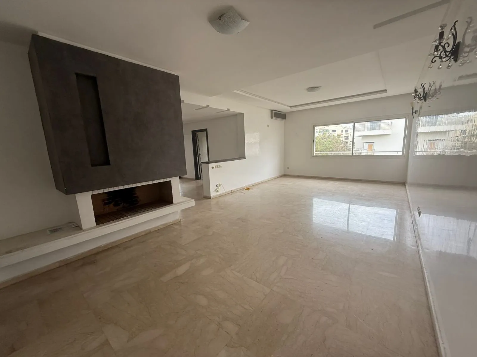 Ain Diab extension location Appartement vide 3 CH - الدار البيضاء