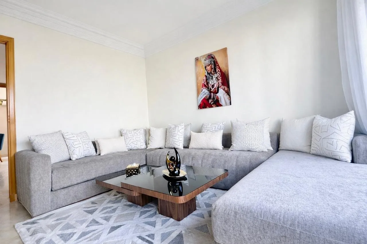 Bel appartement de standing meublé à louer - الدار البيضاء (2)