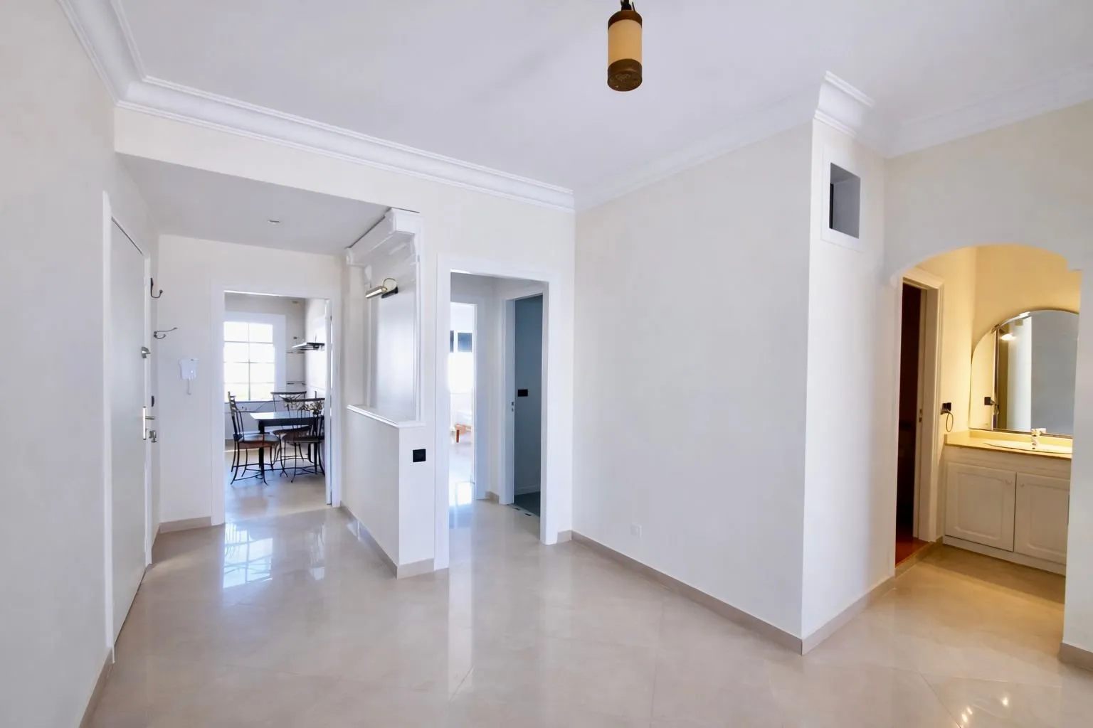 Appartement avec une très belle terrasse - الدار البيضاء (4)