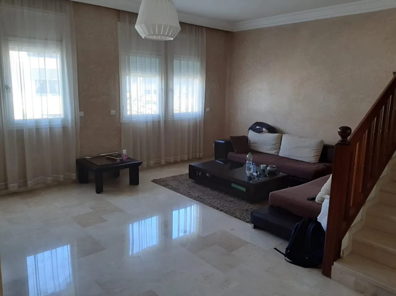 Triplex en location vide sur C.I.L  3 CH - الدار البيضاء (2)