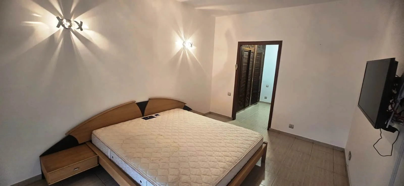 Appartement bien situé à louer au 4ème étage - الرباط (4)