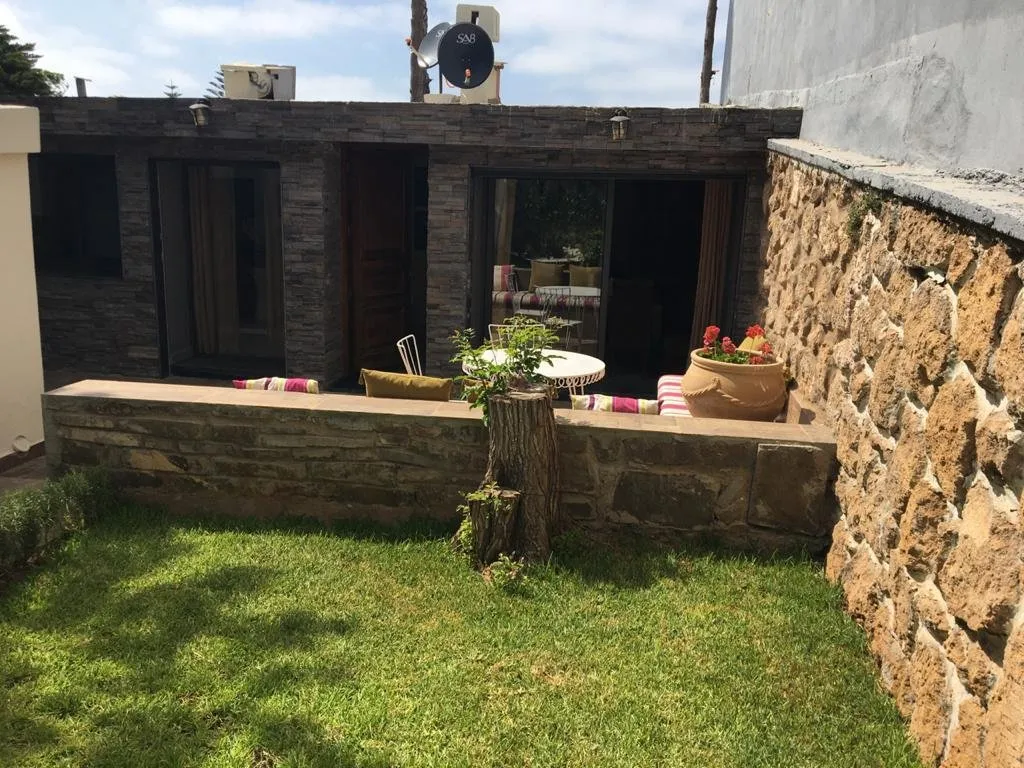 Villa plain pied avec un grand jardin Dar Bouazza - دار بوعزة (2)