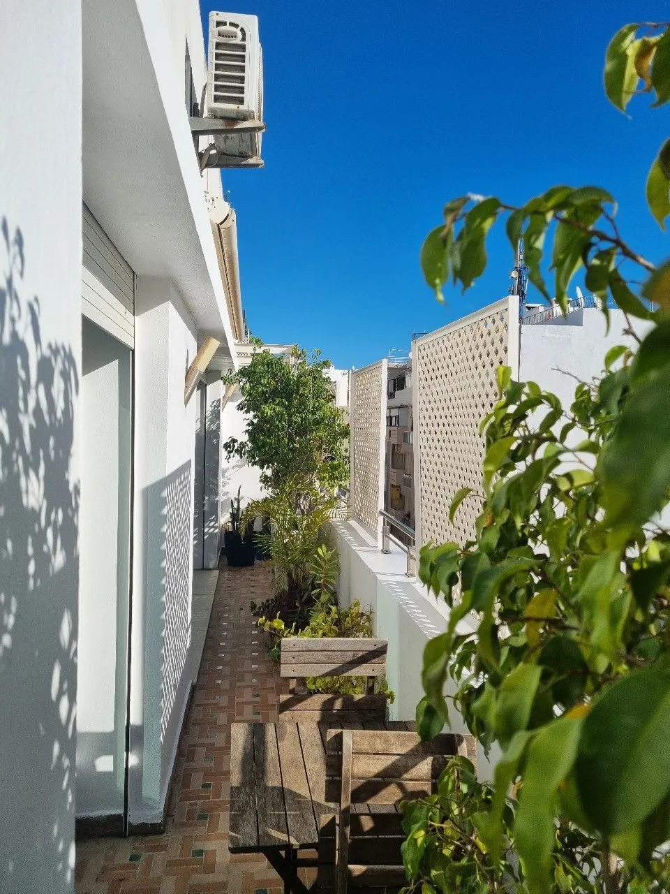 RACINE–Casablanca- APPARTEMENT MEUBLÉ À LOUER 3 CH - الدار البيضاء (3)