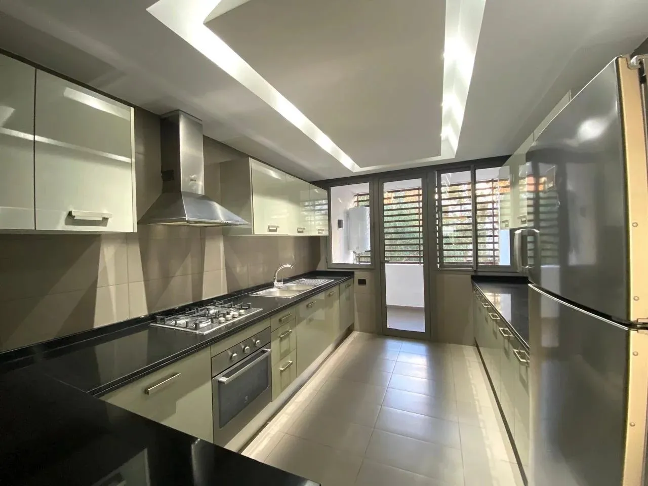 Appartement Moderne à Louer à L'Orangeraie, Souissi - الرباط (3)