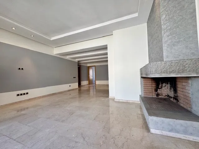 Appartement en hauteur au Triangle D'or - الدار البيضاء
