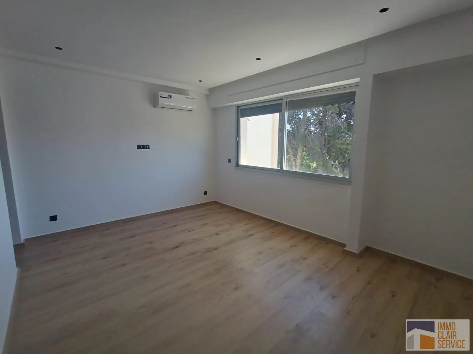 Appartement entièrement rénové (dans une résidence fermée) - الرباط (3)