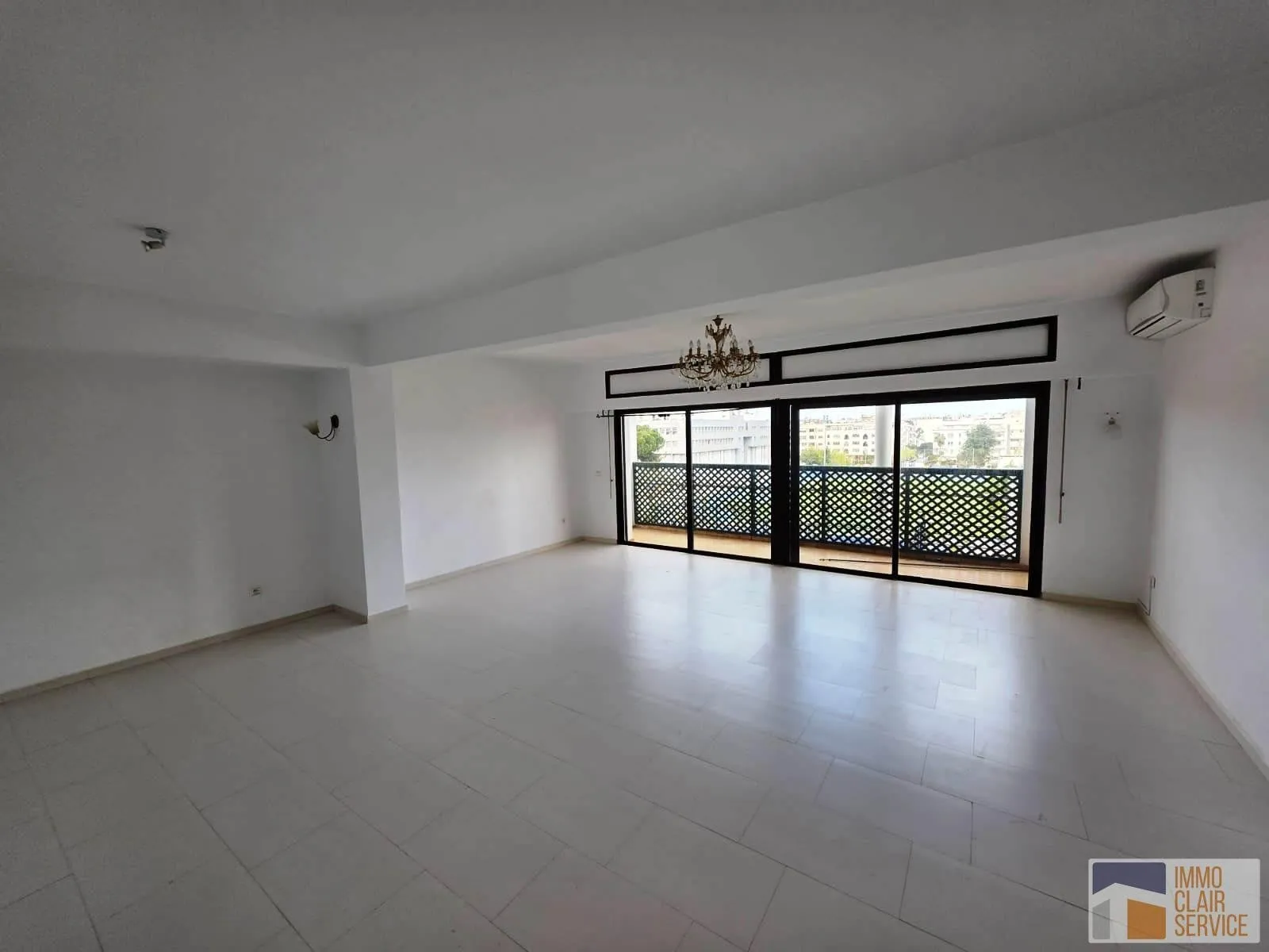 Appartement lumineux sans vis à vis (haut Agdal) - الرباط