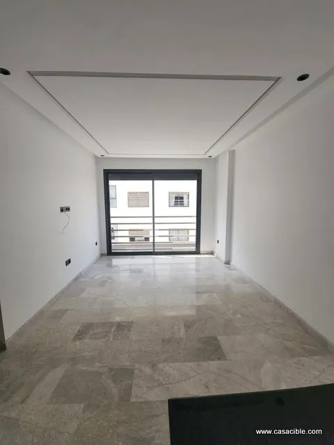 Location de joli vide bien placé au  quartier Ferme bretone - الدار البيضاء