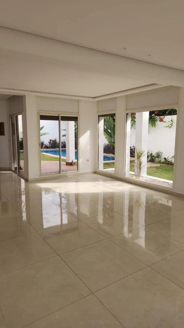 Villa moderne en location (Hay Riad) - الرباط (2)