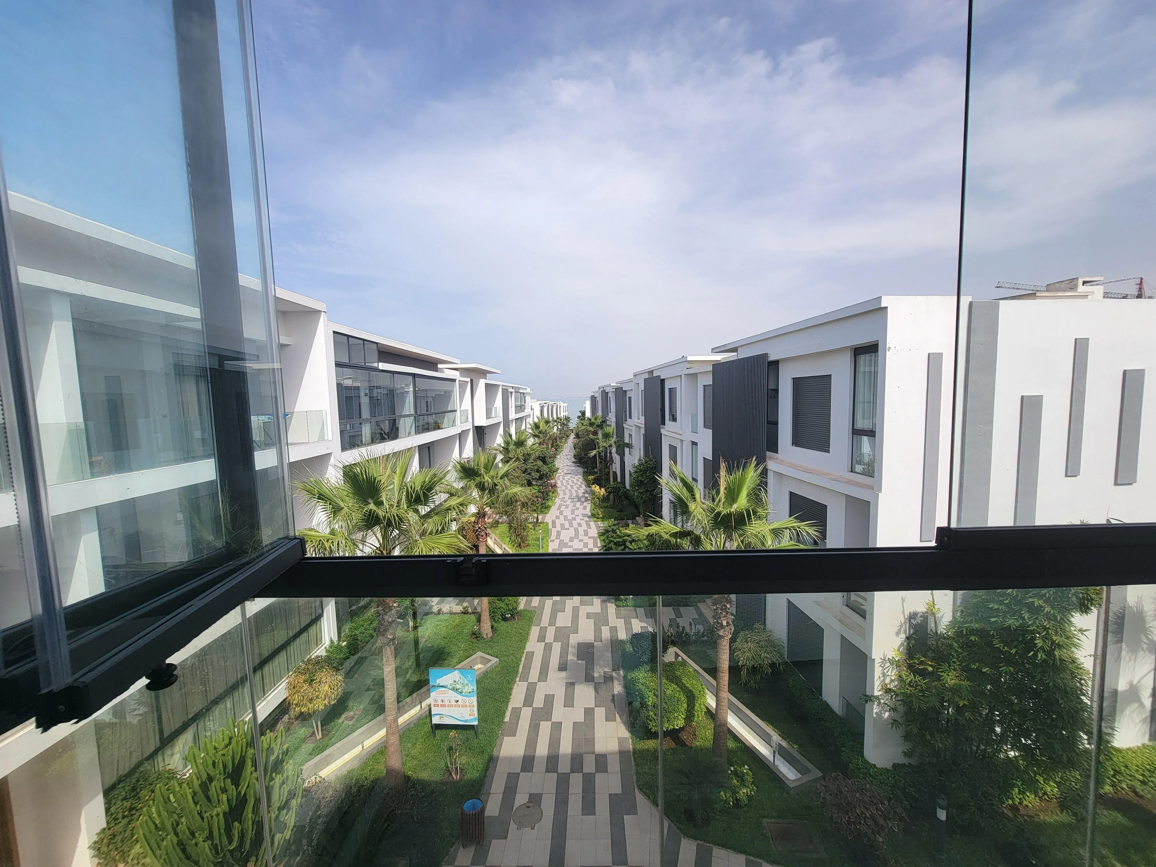 Superbe appartement meublé en front de mer à Dar Bouazza - الدار البيضاء (2)