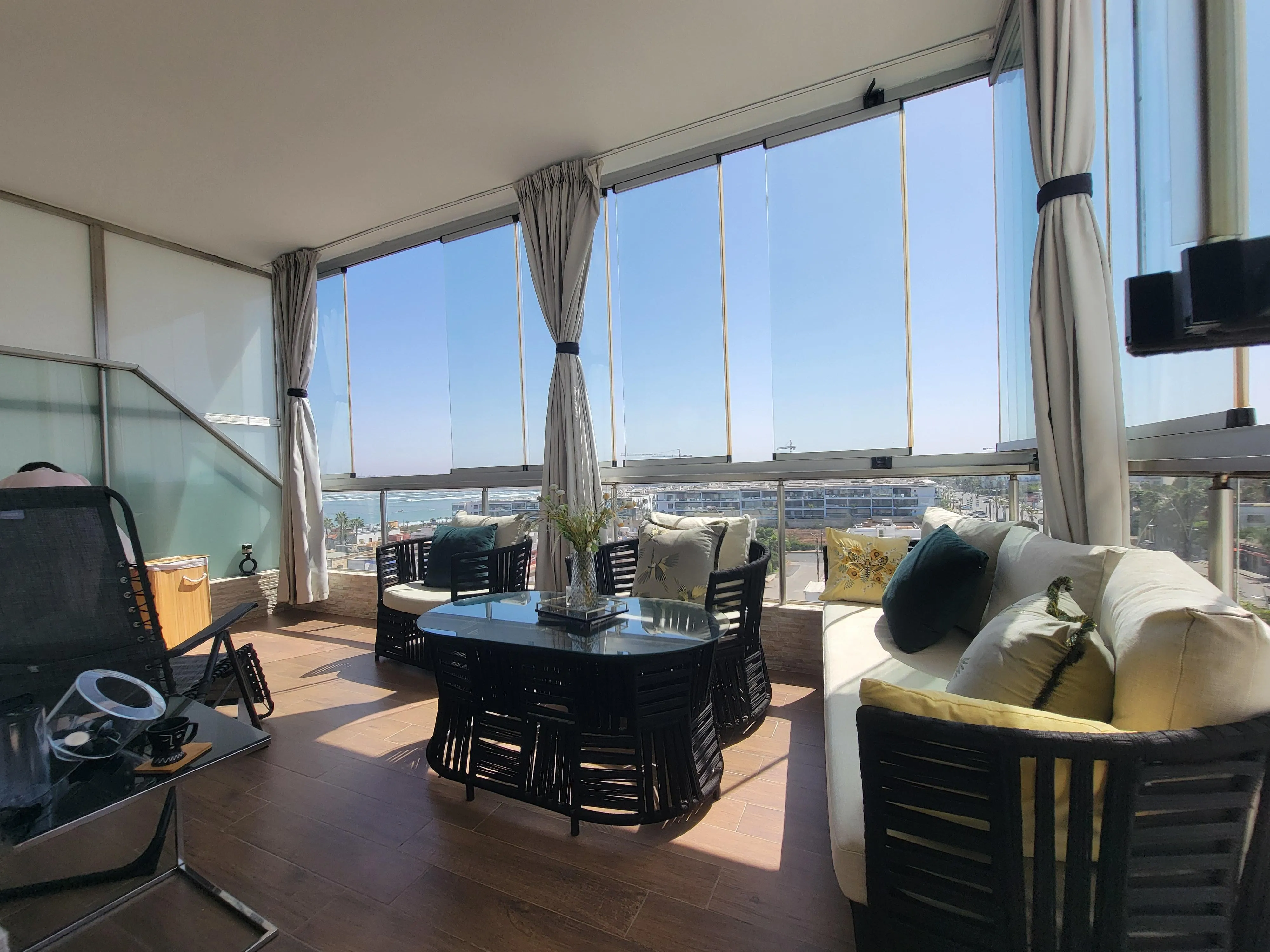Appartement meublé avec vue mer imprenable à Dar Bouazza - الدار البيضاء