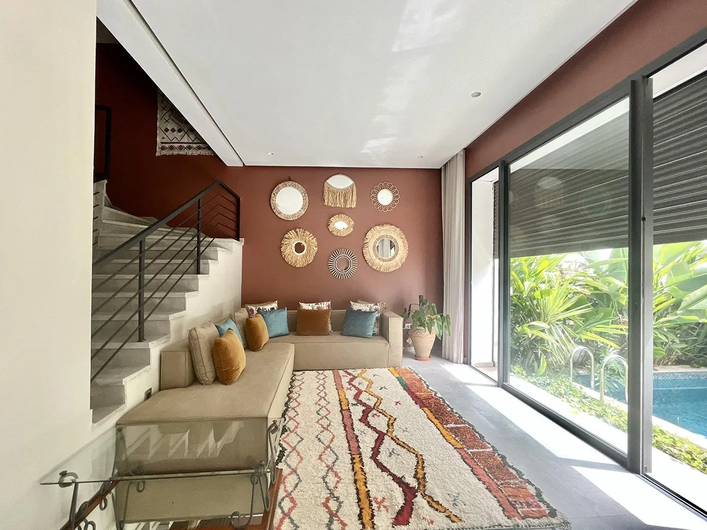 Villa vide 3 chambres avec piscine en résidence sécurisée - الدار البيضاء (4)