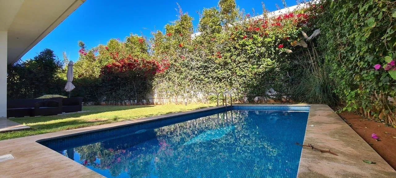 Villa meublée avec piscine à Dar Bouazza, dans résidence sécurisée - الدار البيضاء (2)