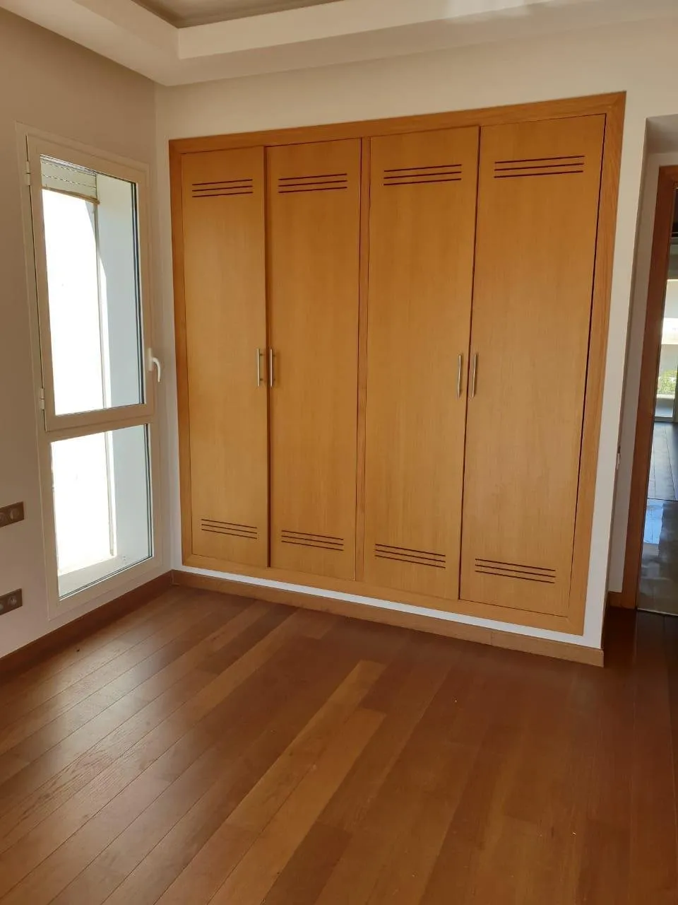 Bel appartement 3 chambres à louer Souissi - الرباط (4)