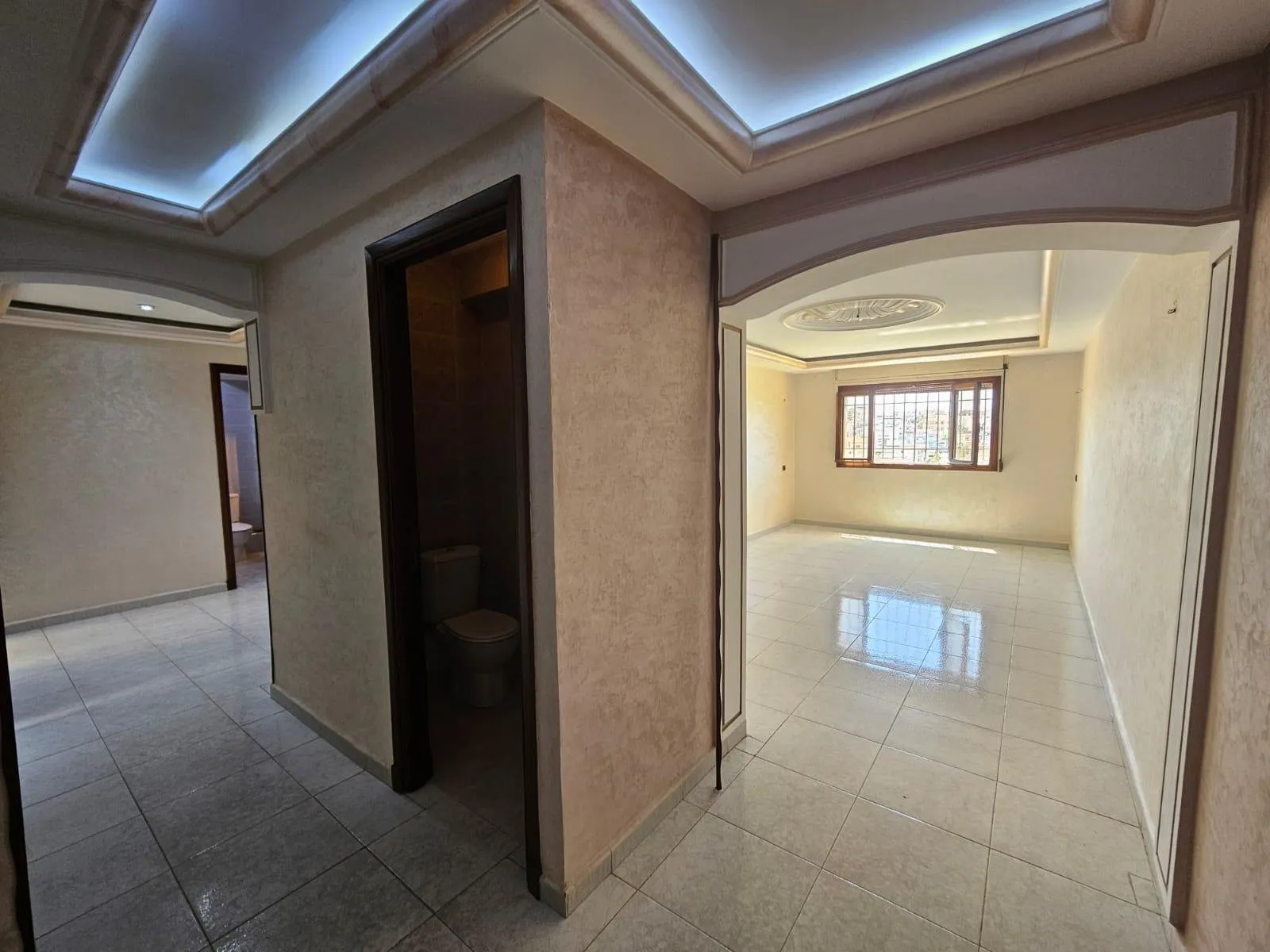 Appartement non meublé, sans vis à vis à louer - طنجة (4)